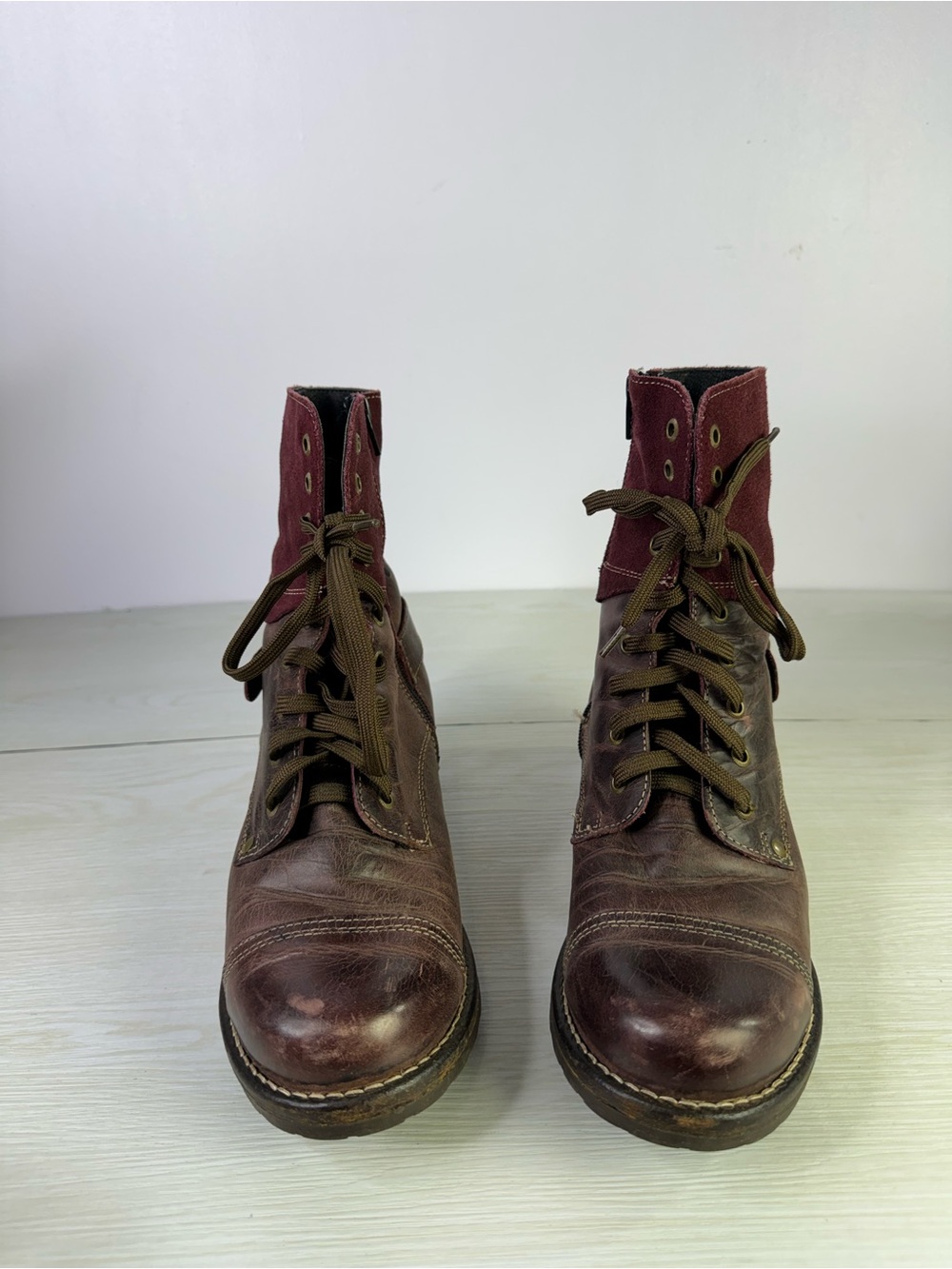 Taos Crave Distressed Leather Ankle boots Size US 9 EU 40 - Picture 4 of 9